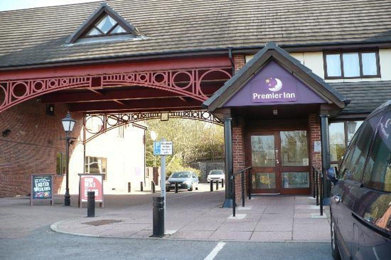 Premier Inn Telford Central Exterior foto